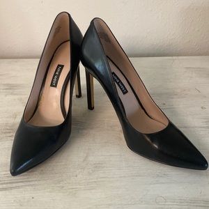 Nine West Black Pumps